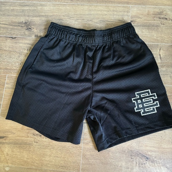 Closet Clearout (Kobe 6, Amiris, Eric Emmanuel shorts, yeezy hooodie, ASICS) - Picture 4 of 6